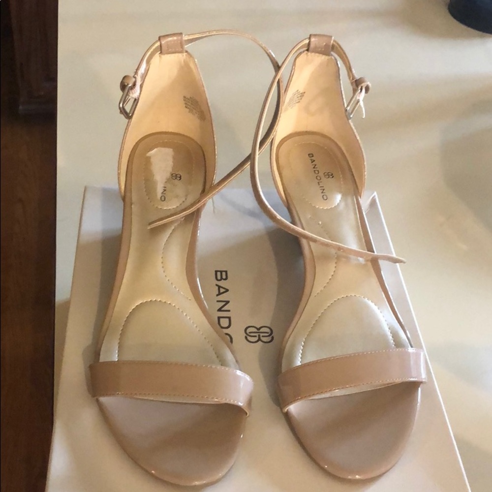 Nude Bandolino Wedge Heel